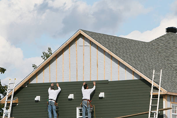 Professional Emergency Siding Repair technician working in Crozier, VA